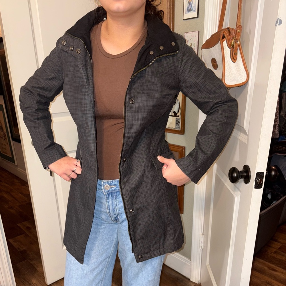 Feller Seattle Women’s XS Raincoat Trench Gray Plaid Hooded - Picture 2 of 15